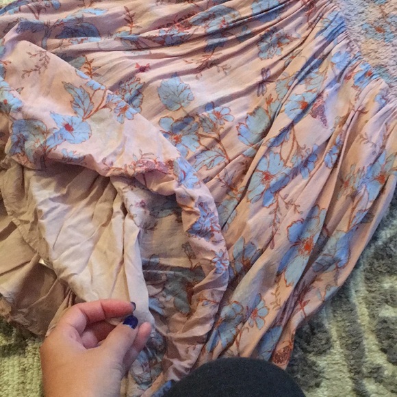 Backless sun dress - Picture 2 of 5